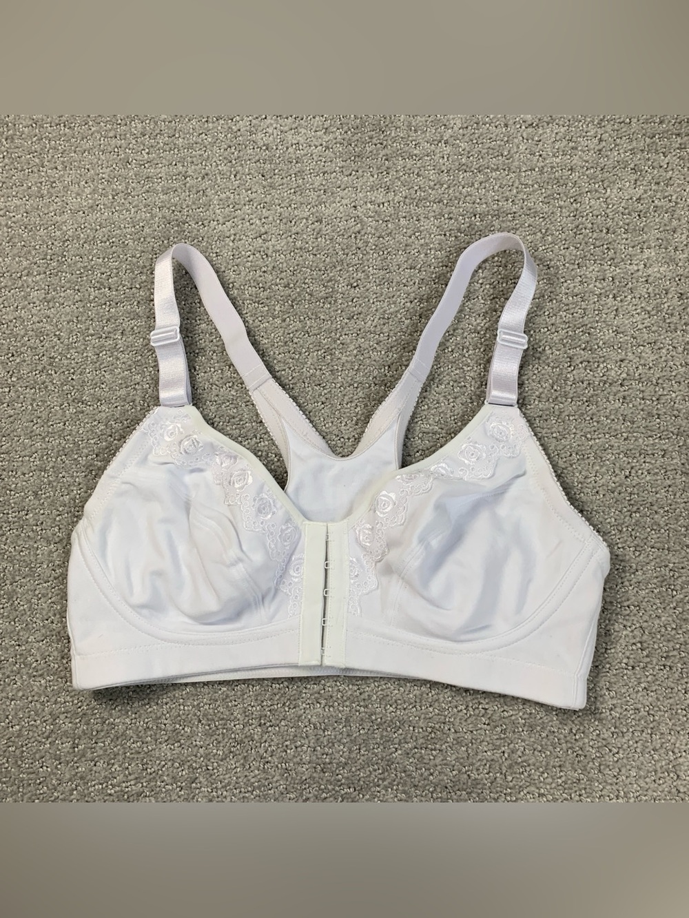 InstantShaping White Front Closure Wireless Racerback Bra, Cotton Knit 36B